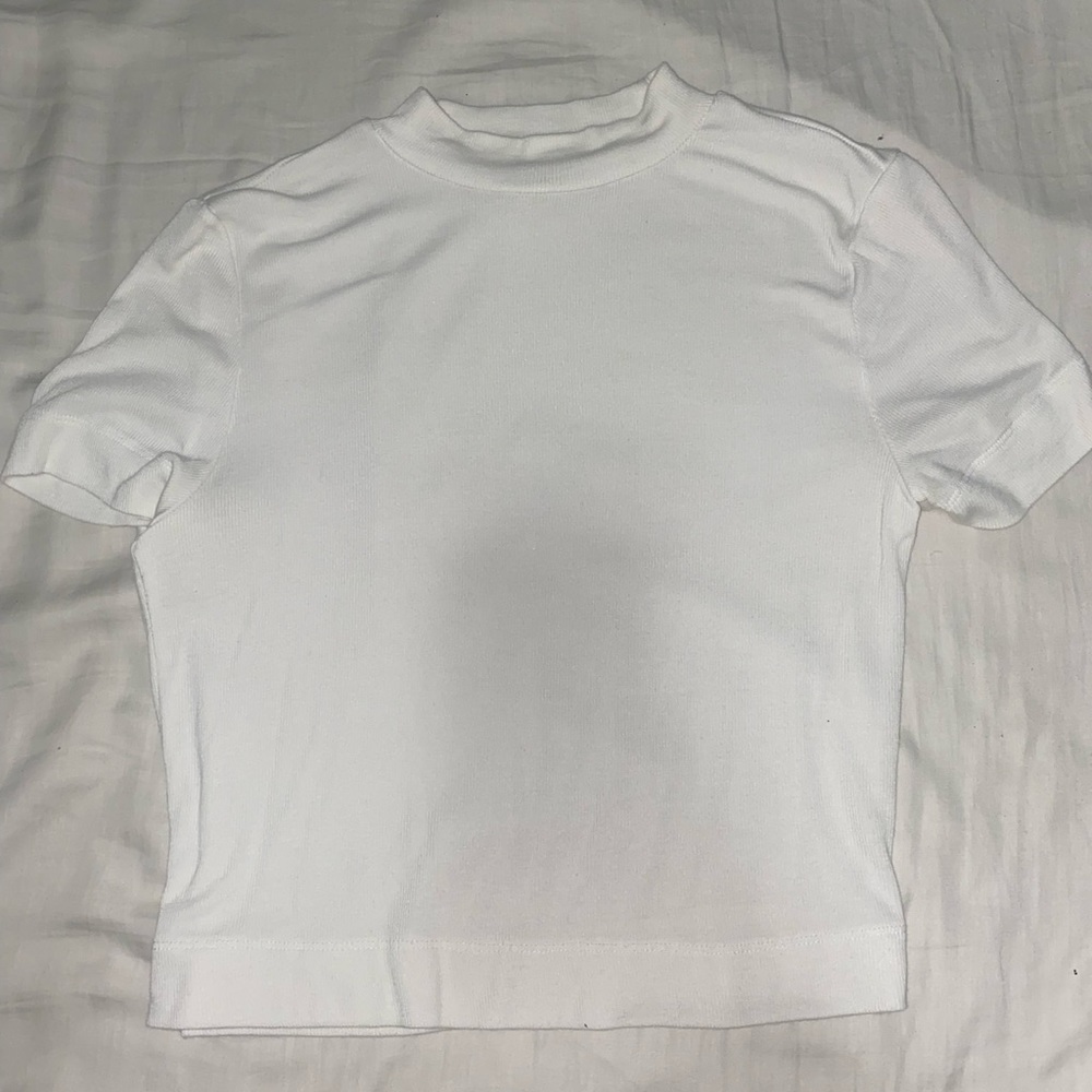 Cropped mock neck ribbed tee